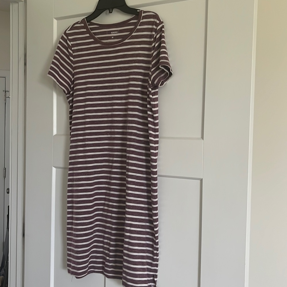 Comfortable, lightweight perfect Sonoma summer dress!!